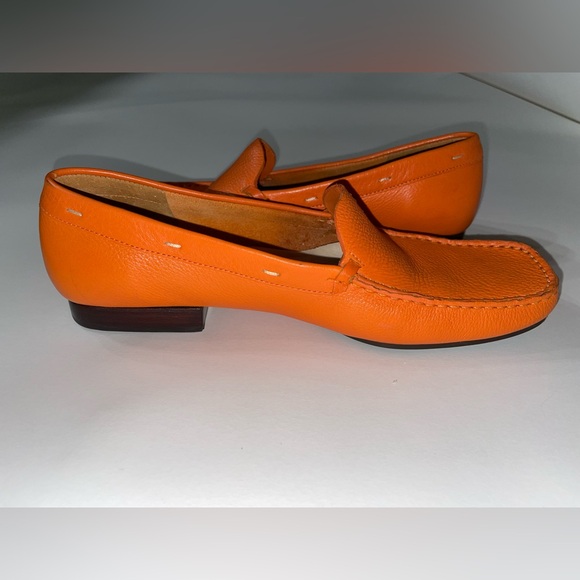 Talbots Orange Leather Loafers Size 8.5 - Picture 6 of 9